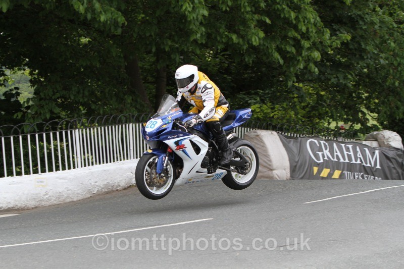Ian Mackman Suzuki / Electrico - Monster Energy Supersport Race 2