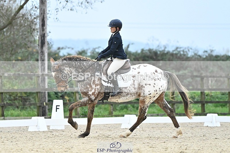 241103-160141-03297 - Novice 1 - 14.44 to 16.08