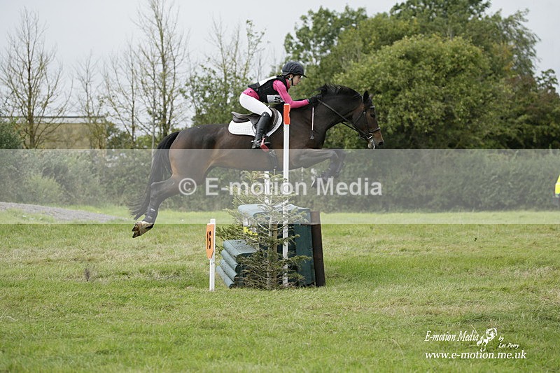  WWHT 031021 3588 - Intermediate Pairs (0.90m) 03/10/21