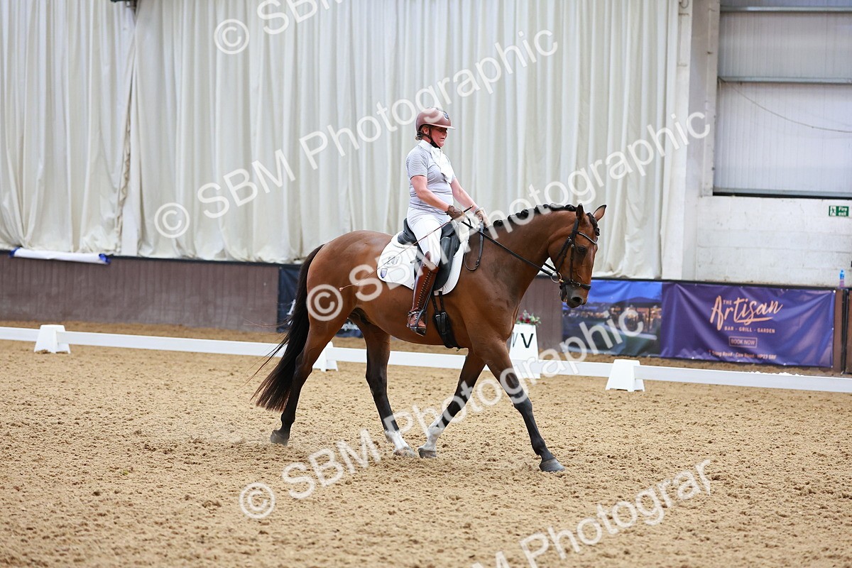 SBM_003897 - Para PYO Warm Up
