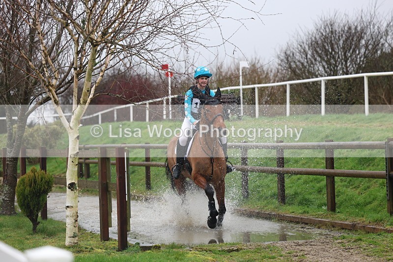 3E7A7606 - Class 3: 90cm