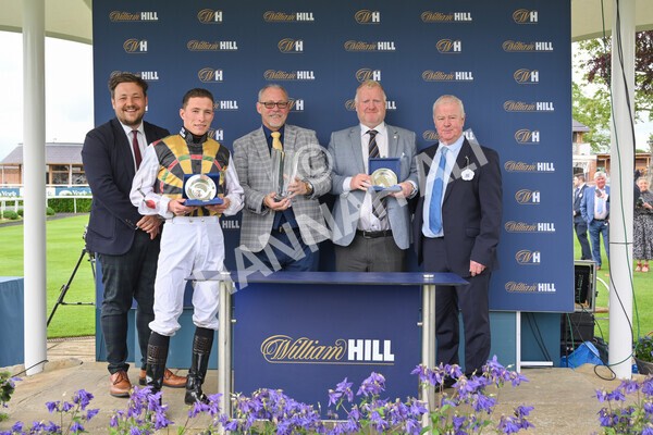 yr21052022r1-44 - Race 1: 1:40pm William Hill Play Responsibly Stakes