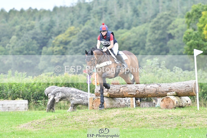 240803-104024-01298 - 102-Lucy_Henretty-Lee-AMANDI_VIVENDI