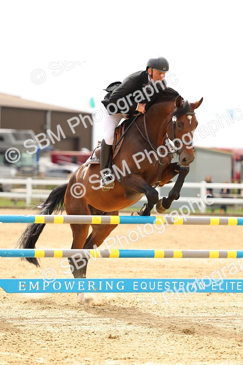 SBM_009298 - Class 2 - Senior Discovery - 1.00m Open