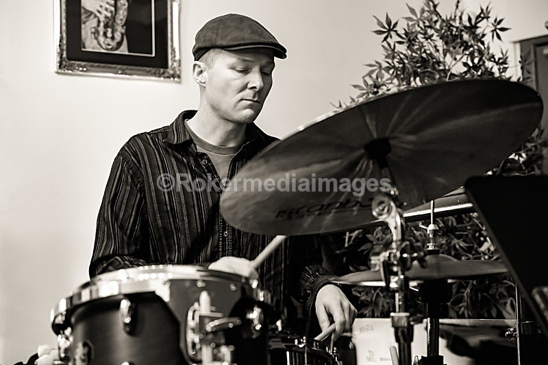 _56A6335 - Art Themen and friends at The Royal Oak Swindon