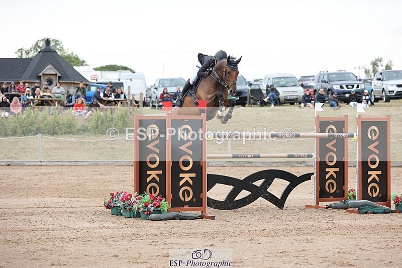 250719-174451-17469 - Cls 7, 3 Star Big Tour Break to End