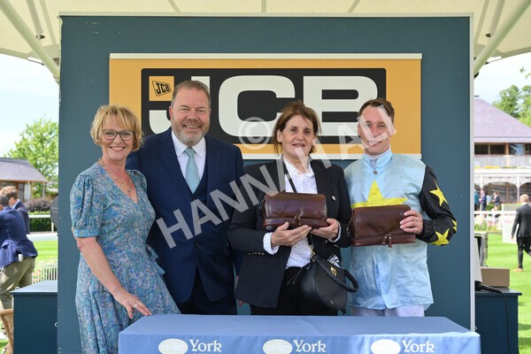 yr11062022r3-53 - Race 3 2.35pm The JCB Stakes