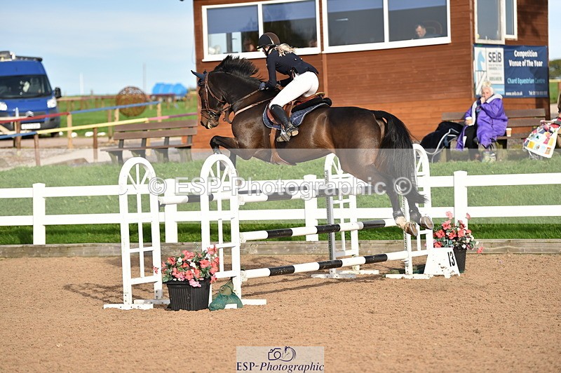 231015A-160516-09224 - Cls 27 1.10m Amateur Q 2nd R