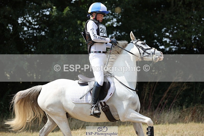 250824A-131443-36947 - 2045-Rosie.Saunders