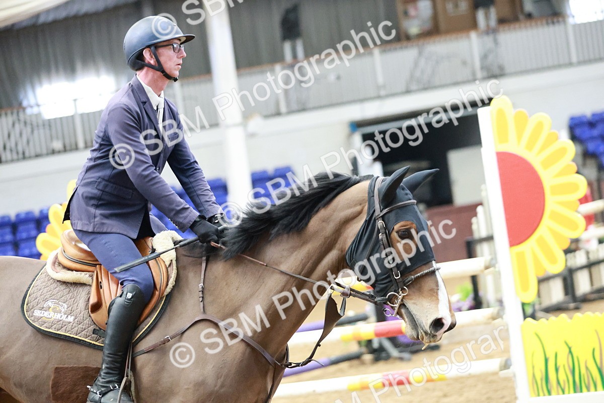 SBM_000889 - Class 4 - Senior Newcomers - 1.10m