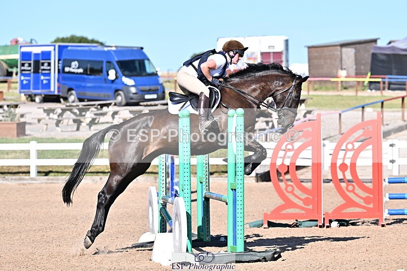 250708A-175704-00390 - 80cm Classes