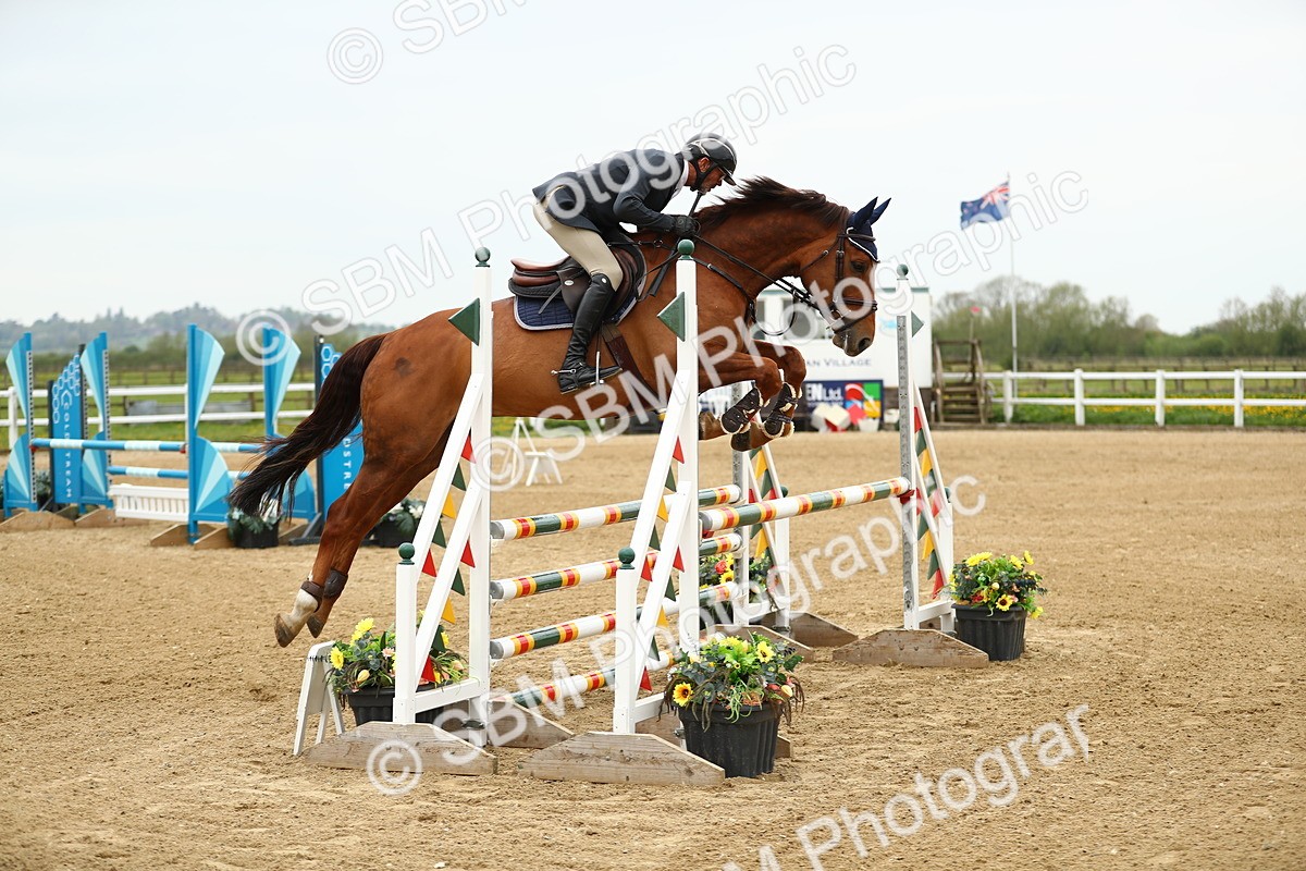 SBM_000648 - Class 3 - Senior Discovery 1m