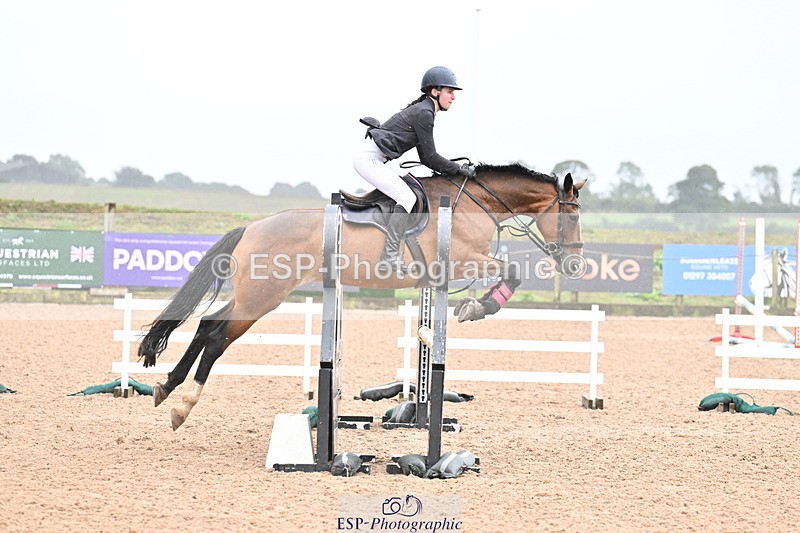 250827B-104754-00145 - Clear Round & Cls 1 Brit Nov 90cm