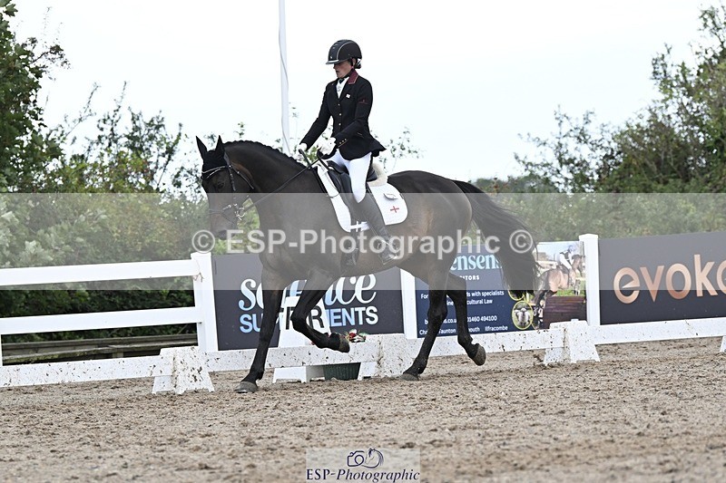 250907-140538-08632 - 100-Adele.RonchettiFamily.Affair