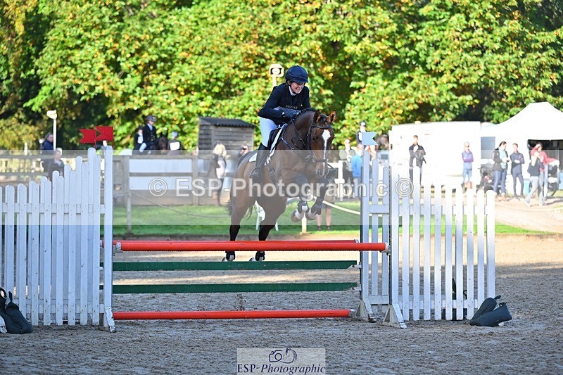 241027-093800-16062 - 378-Fern.Hordern-SHES.ALL.THAT