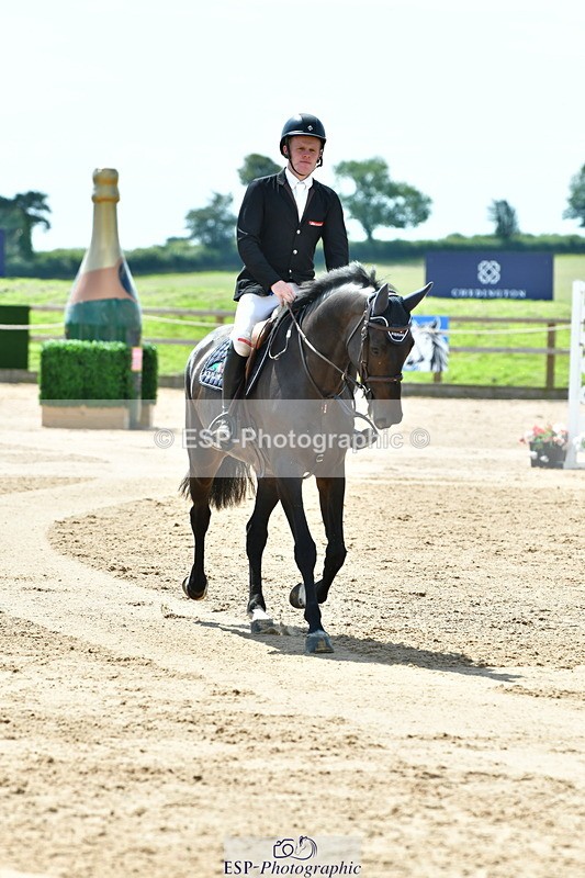 230720A-113608-02179 - Cls 5, 2 Star Medium 1.35m