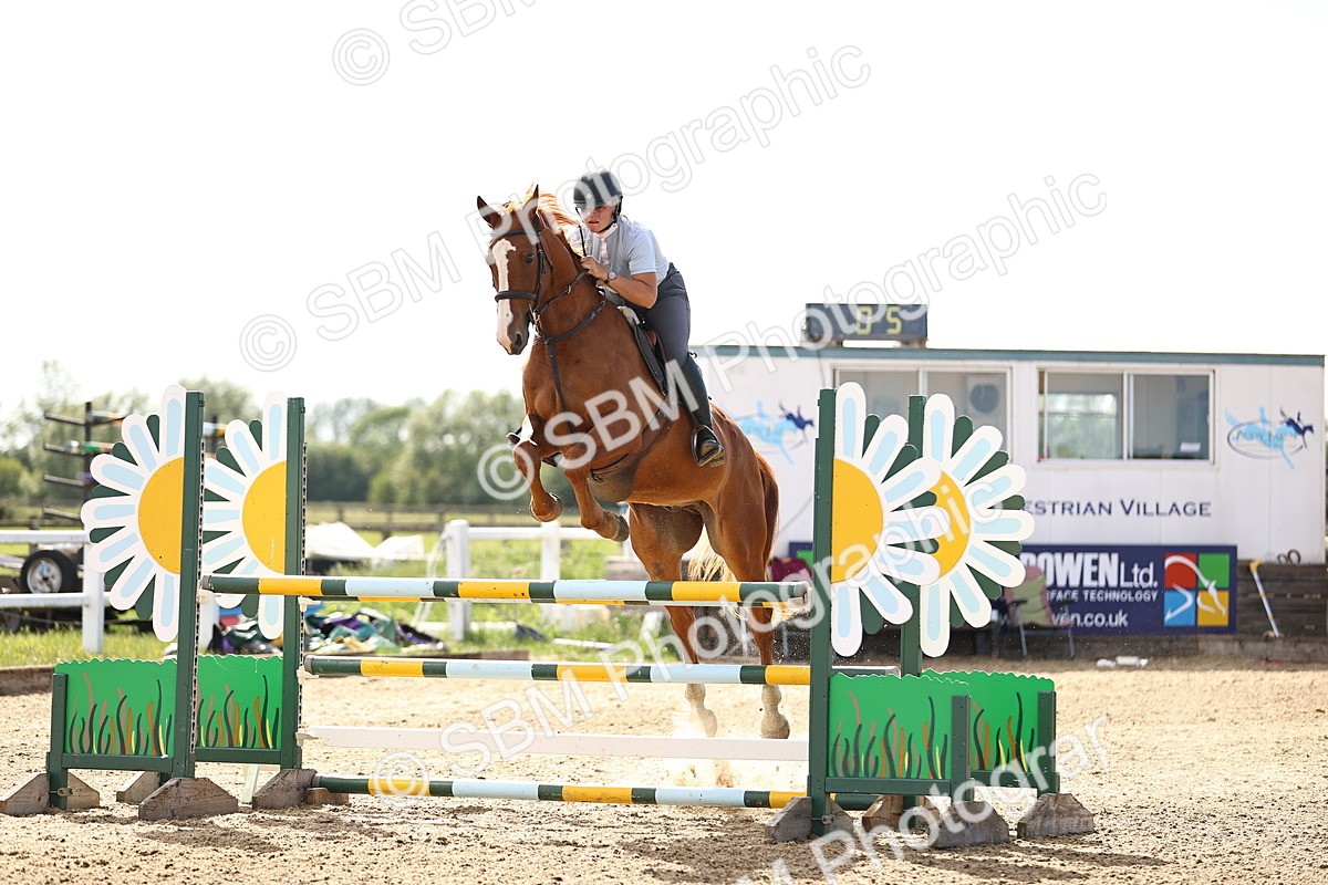 SBM_003034 - Class 5 - Senior Foxhunter - 1.20m