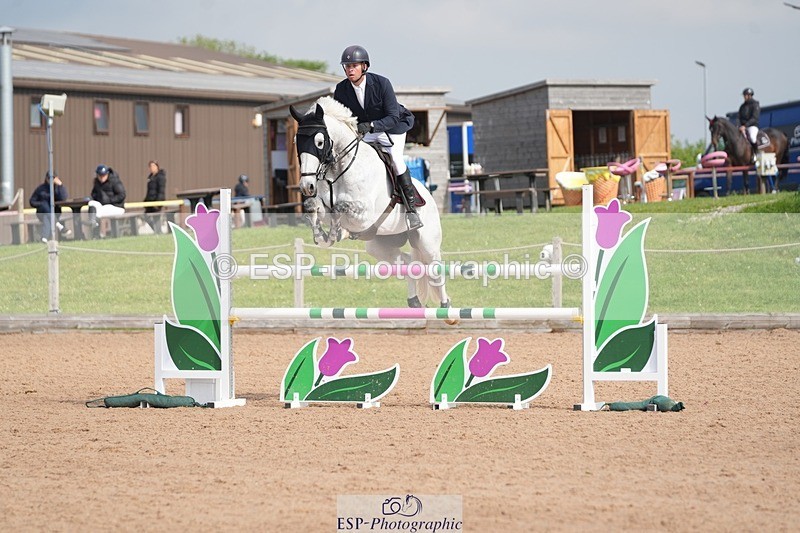 260508-100535-04774 - Cls 12 Snr Foxhunter