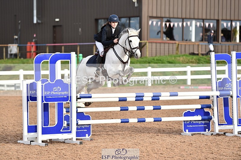 231203A-114416-00952 - Cls 4 Newcomers & 1m Open