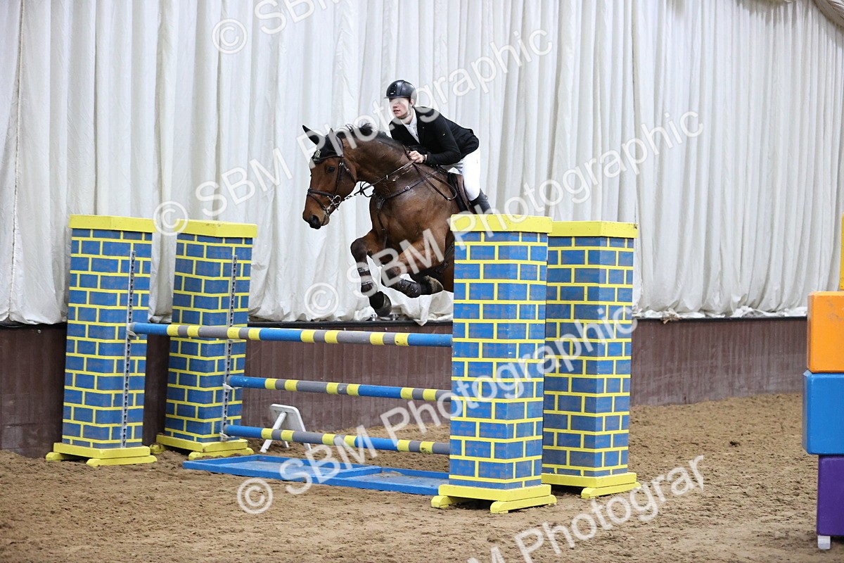 SBM_001917 - Class 4 - Senior Newcomers - 1.10m Open