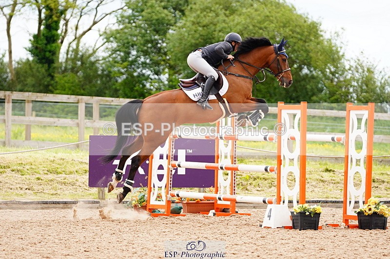 240524A-145156-04376 - Cls 18 National 1.40m