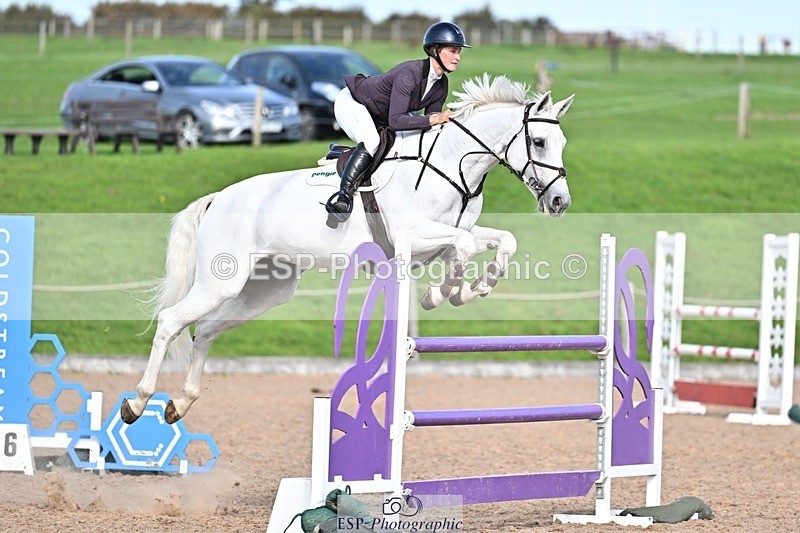 251001-151306-00536 - Cls 6 Foxhunter and 1.20m Open