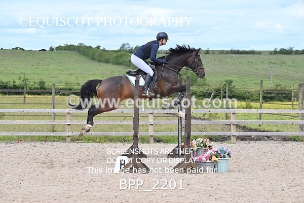 BPP_2201 - CLASS 21 SUN Senior Newcomers/ 1.10m Open