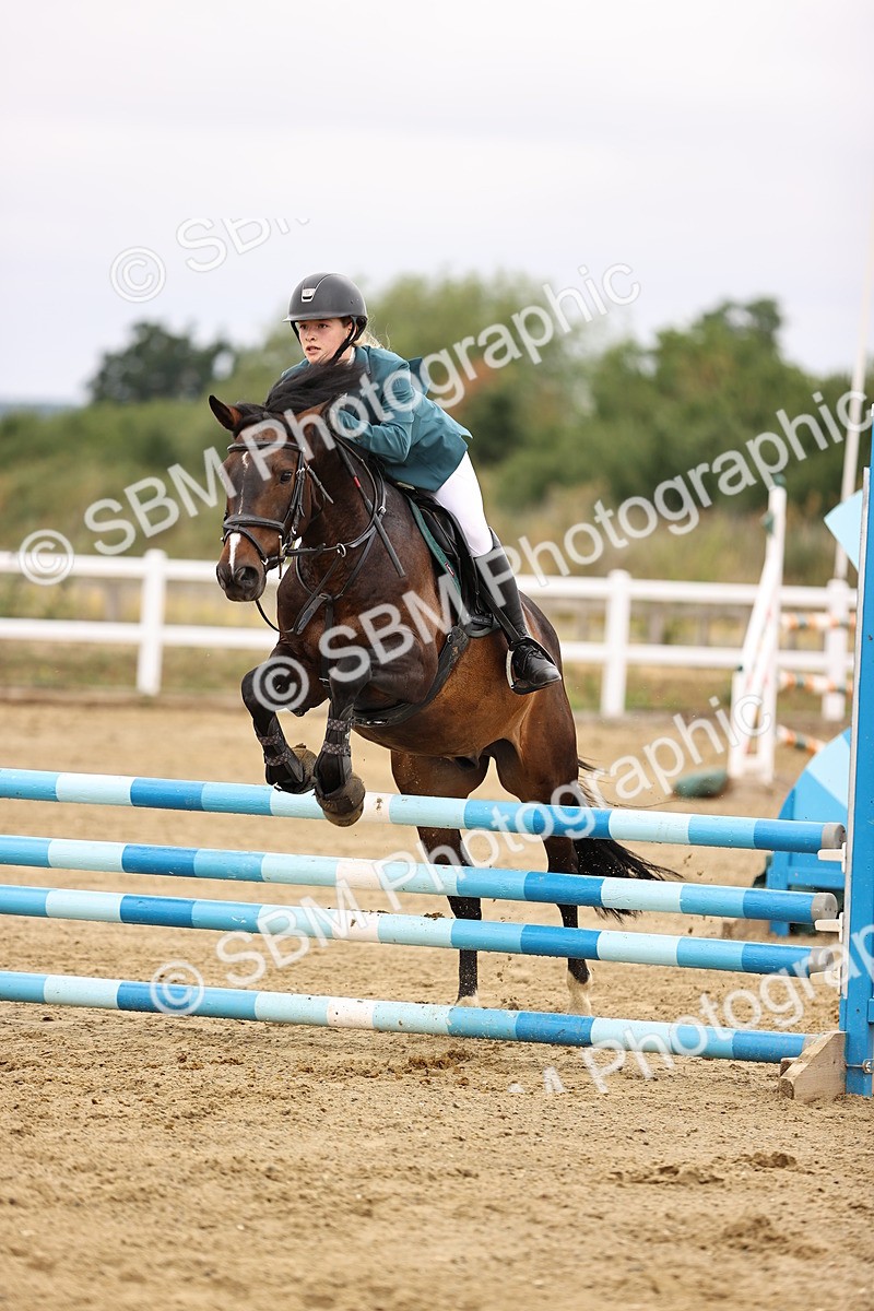 SBM_024410 - Class 8 - Clear Round