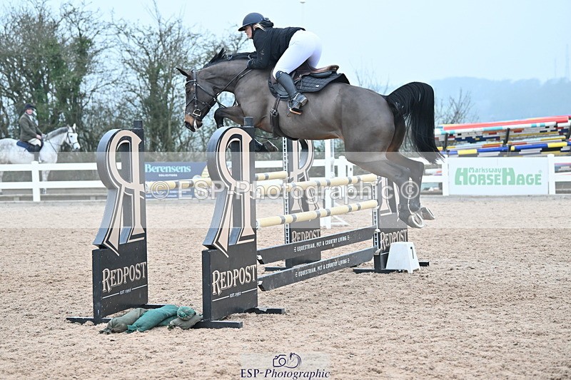 240113A-142119-02321 - Cls 13 Foxhunter and 1.20m Open