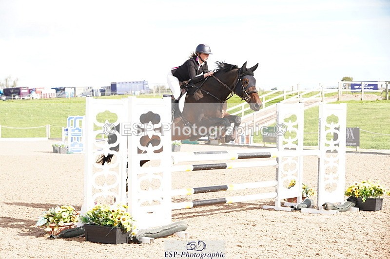 241004A-112530-00221 - Fri 02 Snr 1.05m Open