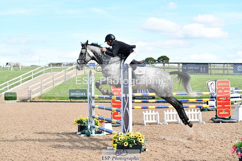 240914A-124116-07065 - Cls 15-S Snr Foxhunter