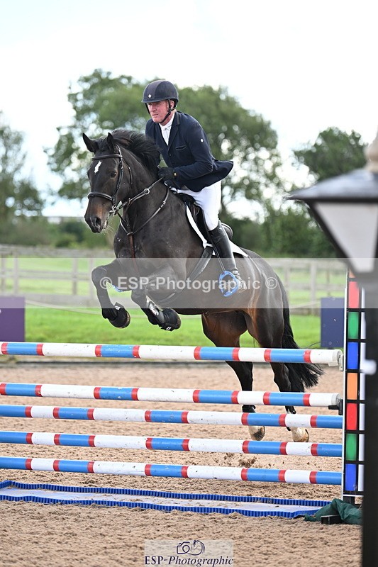 240912A-122453-01459 - Cls 3 Snr Foxhunter