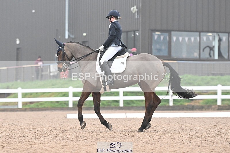 240217A-120019-02496 - 228-Abby.Bannell-Royal.Dalliance