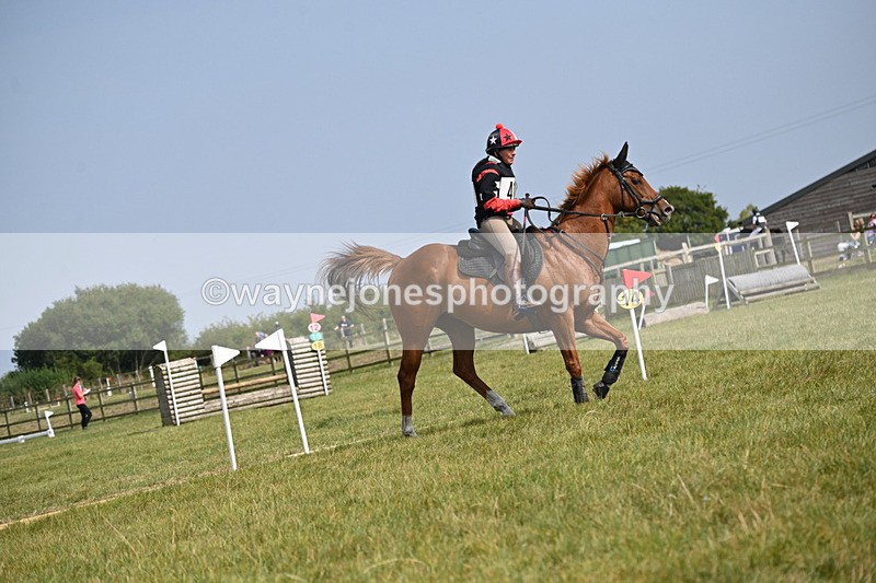 WJ6_2233 - 60cm XC Time 13:54 to 14:20