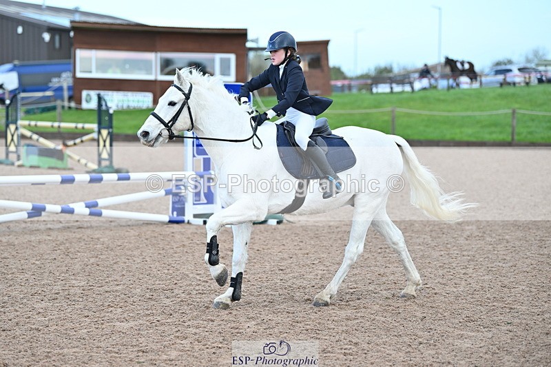 231029A-102832-02751 - 70cm Club and Schools