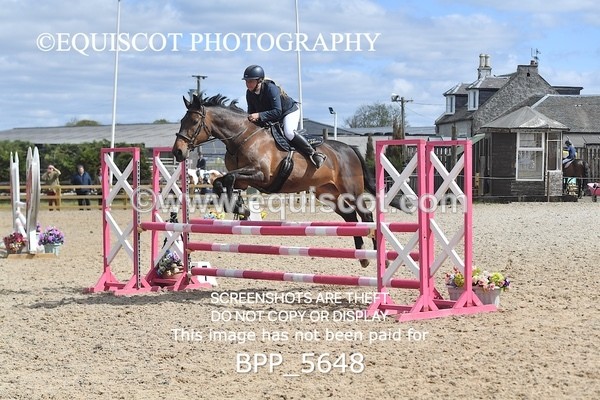 BPP_5648 - CLASS 24 SUN Senior BritiNovice/ 90cm Open