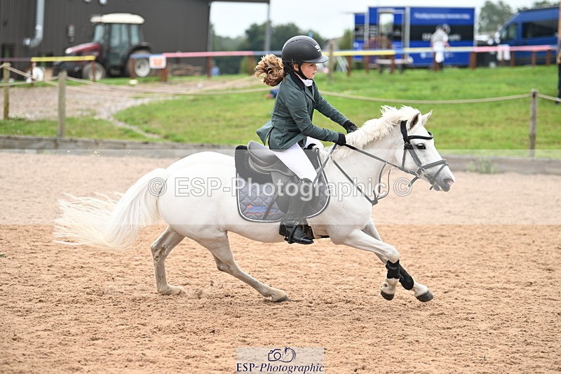 240907A-122944-01641 - Cls 3 Pony Medium Team 80cm & 90cm