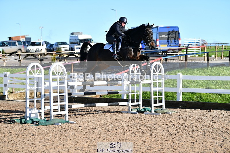 231110A-125232-00468 - Cls 4 Snr 1.05m Open