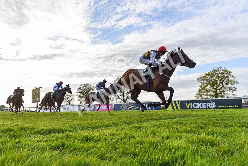 200424-Race 6-Gulliver-3291 - Race 6