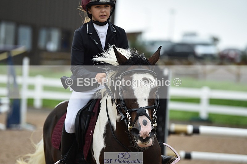 220829A-162228-00207 - 70cm Classes 3a 3b & 4