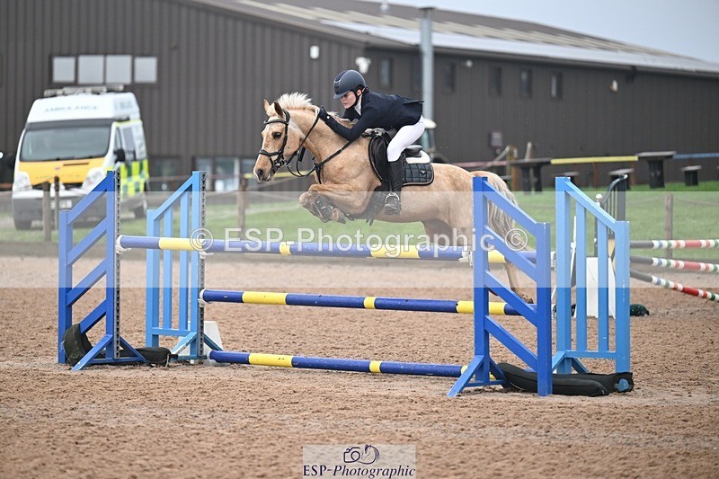 251115-132926-00789 - Cls 32+33 Springboard and Winter 138cm