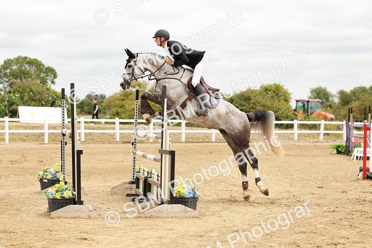 SBM_018124 - Class 21 - Senior Newcomers Championship 2d Rd