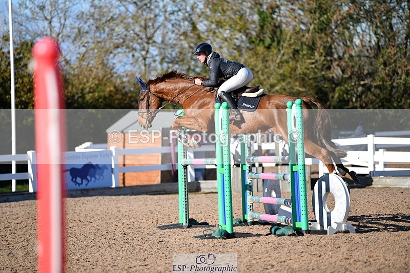 231110A-134137-00646 - Cls 5 Newcomers & 1.10m Open