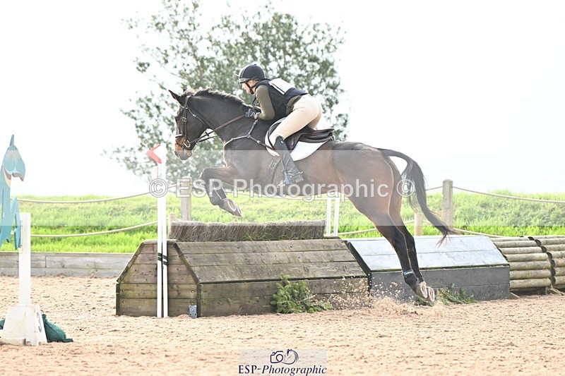 241110A-140824-01211 - 90cm 14.00 to End