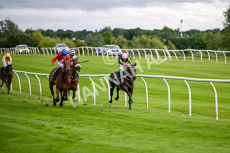110626-Race 2-Two Commanders-4371 - Race 2 18.52pm Bowel Cancer Screening Programme Saves Lives Novice Stakes