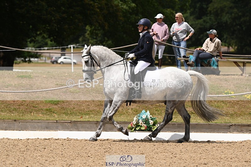 250720A-123220-10341 - 022-Vanessa.Capps-Catch.the.Moment