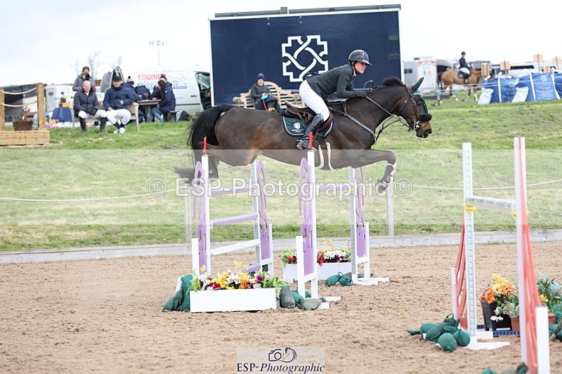 240419A-121256-07095 - Cls 6, 2 Star Medium Tour 1.35m