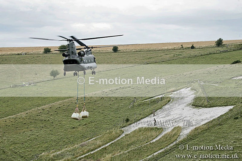 PE270719 0406a - Alton Barnes White Horse re-chalking 29/07/19