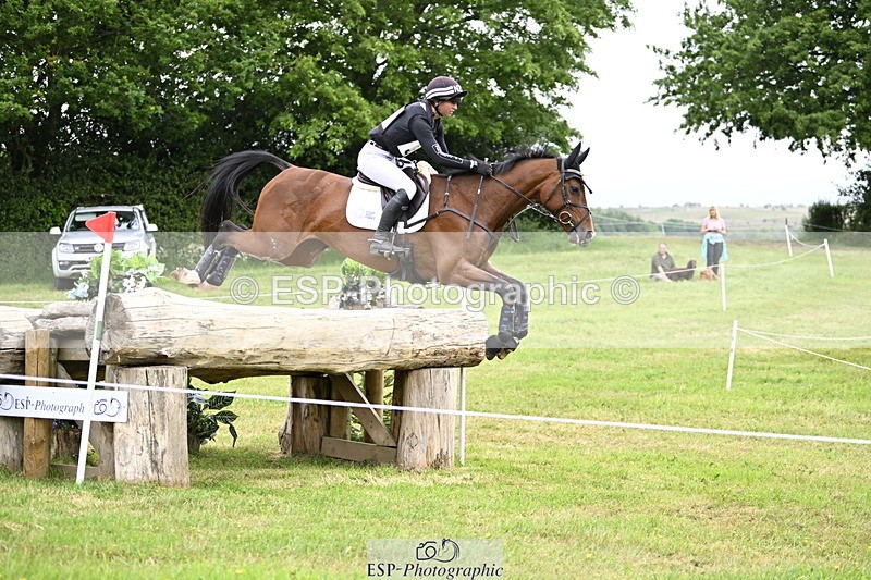 250524A-123652-10227 - B-352-Samantha.Lissington-MALIBU.TS