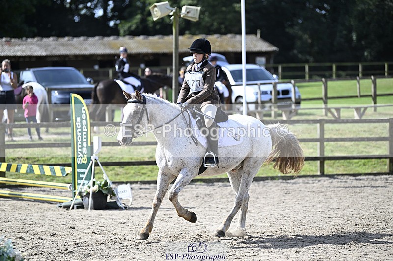 240823X-111626-16013 - 60cm R2 11.00 to 12.30